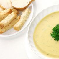 Наваристый и сытный суп из курицы: секретный ингредиент — манка Как приготовить суп с манкой