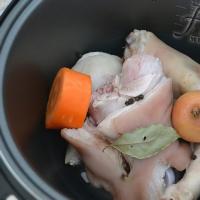 How to cook rich jellied meat in a slow cooker